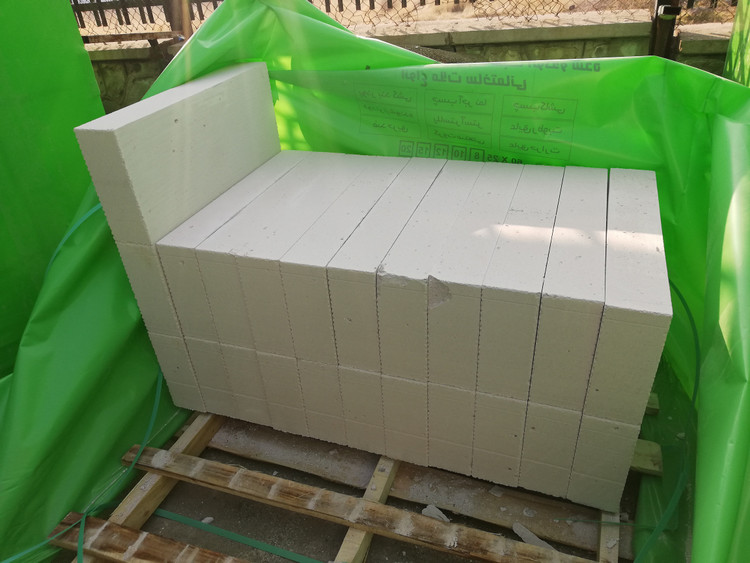 بلوک هبلکس اردکان سایز 10